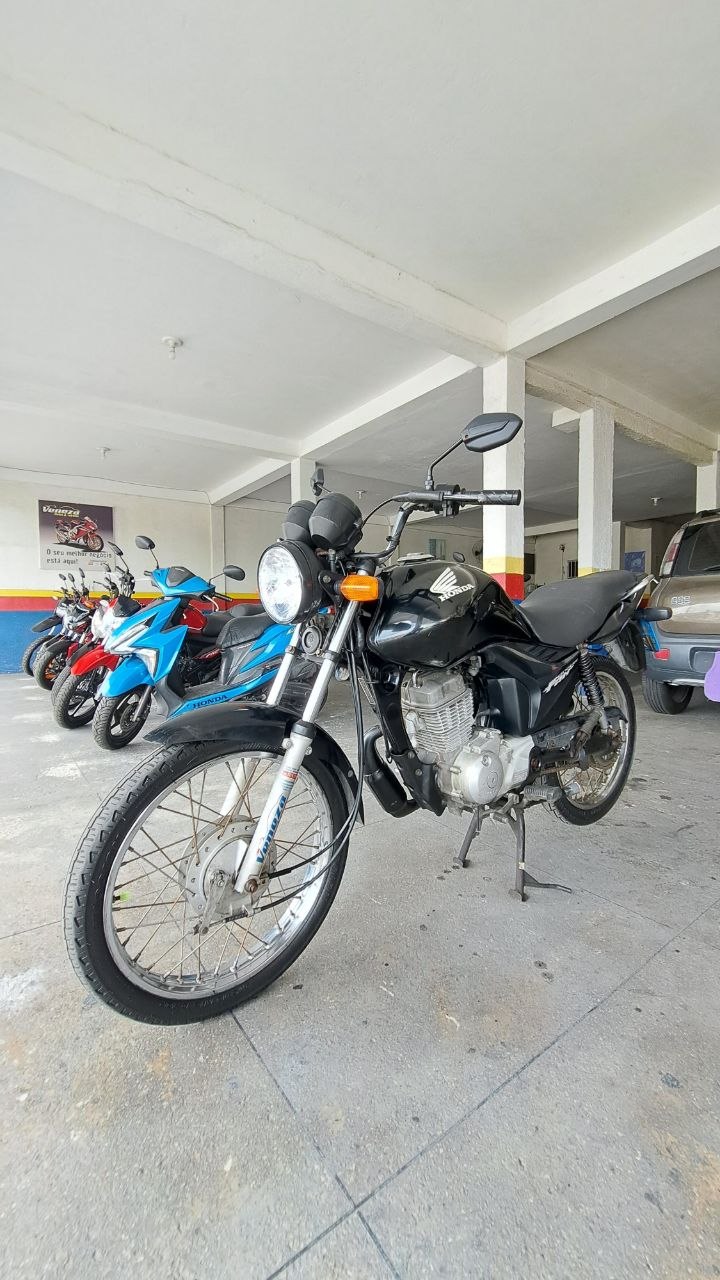 HONDA CG 125 FAN KS 2010 FRENTE ESQUERDA